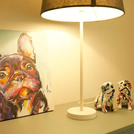 Zen - 2 Bedrooms - Kitchen - Balcony - Modern *