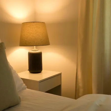 Zen - 2 Bedrooms - Kitchen - Balcony - Modern Apartamento