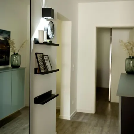 Apartment Zen - 2 Bedrooms - Kitchen - Balcony - Modern *